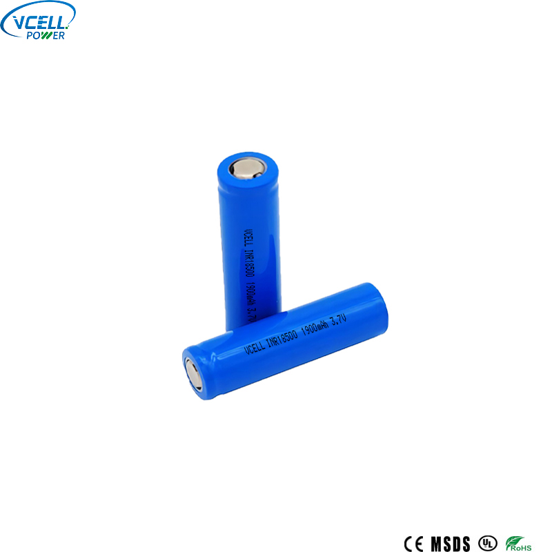 3,7 V 1900 mAh INR18500 lítium-ion akkumulátor